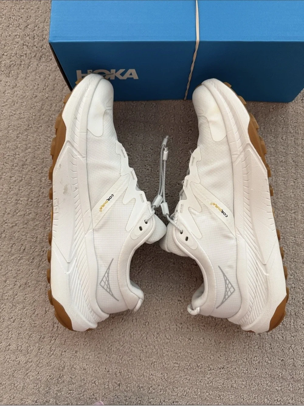 Hoka White Transport with Quick-Pull Lacing